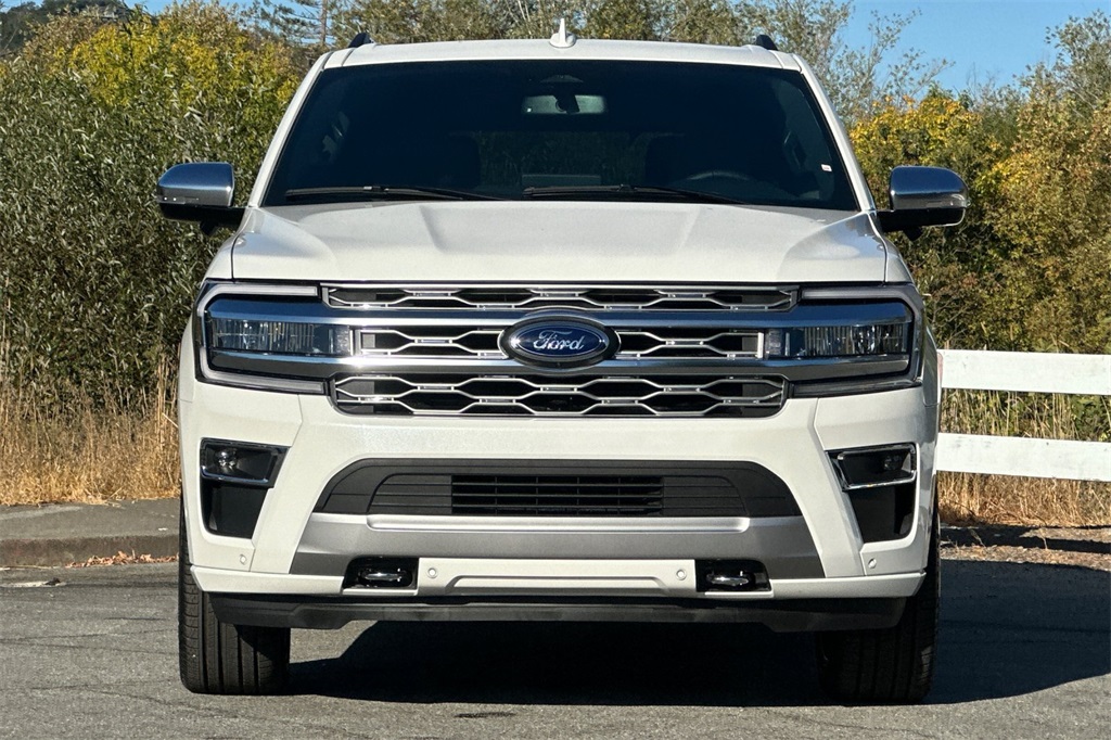 Vehicle image 2 of 30
