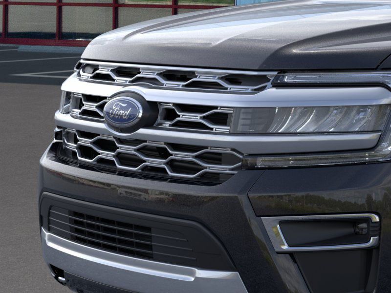 Vehicle image 17 of 23