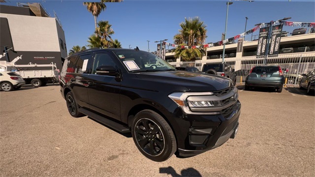 Vehicle image 6 of 35