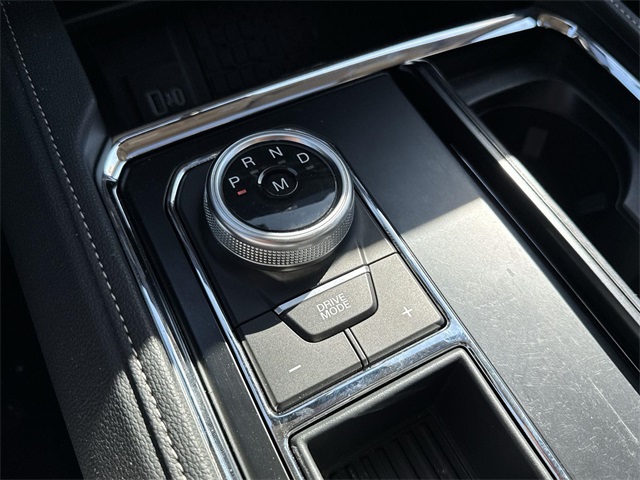 Vehicle image 29 of 35