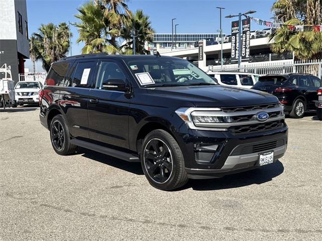 Vehicle image 5 of 35
