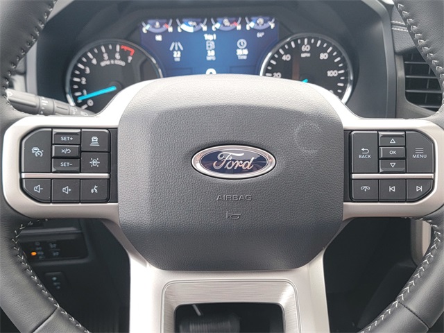 Vehicle image 26 of 29