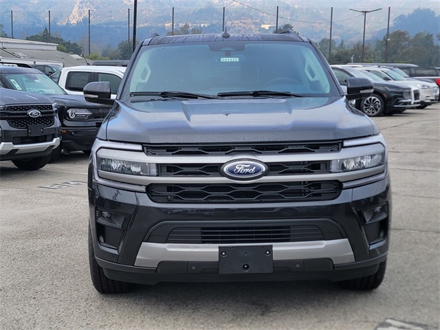 Vehicle image 2 of 29