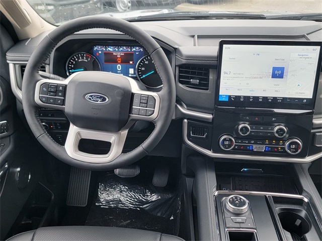 Vehicle image 12 of 29