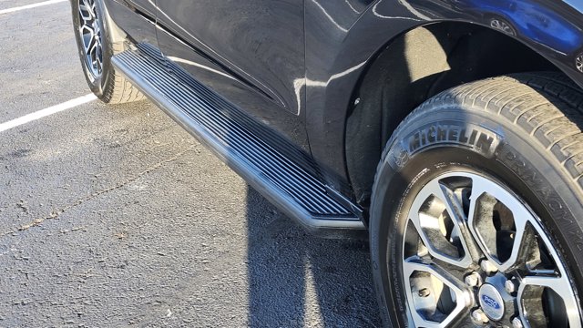 2024 Ford Expedition XLT Image 9 of 36