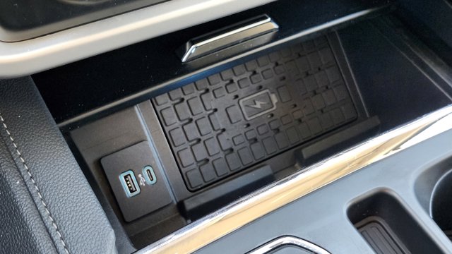 2024 Ford Expedition XLT Image 32 of 36