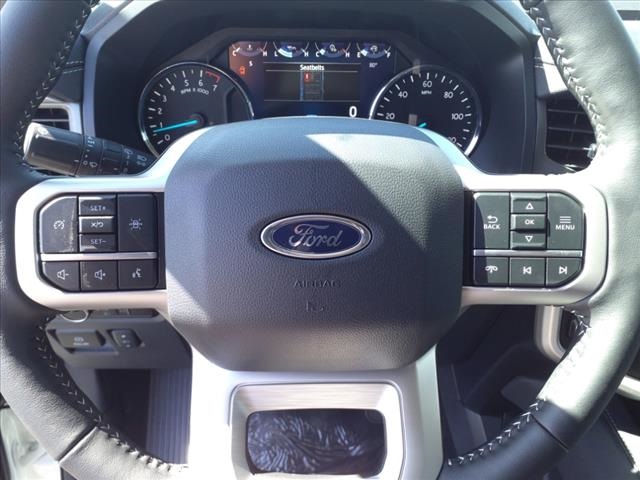 Vehicle image 14 of 15
