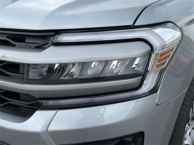 Vehicle image 9 of 35