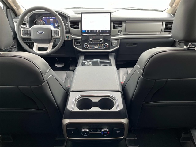 Vehicle image 17 of 35