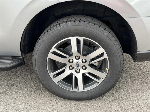 Vehicle image 11 of 35