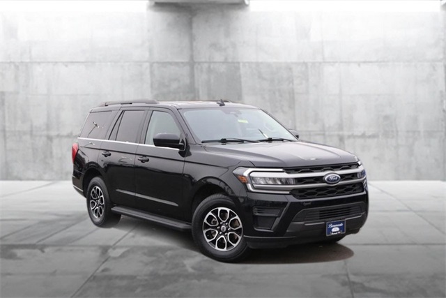 2024 Ford Expedition XLT Image 1 of 32