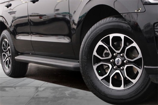 2024 Ford Expedition XLT Image 7 of 32