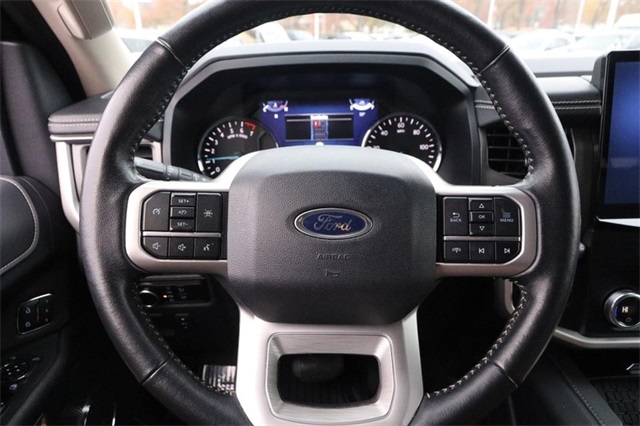 2024 Ford Expedition XLT Image 18 of 32