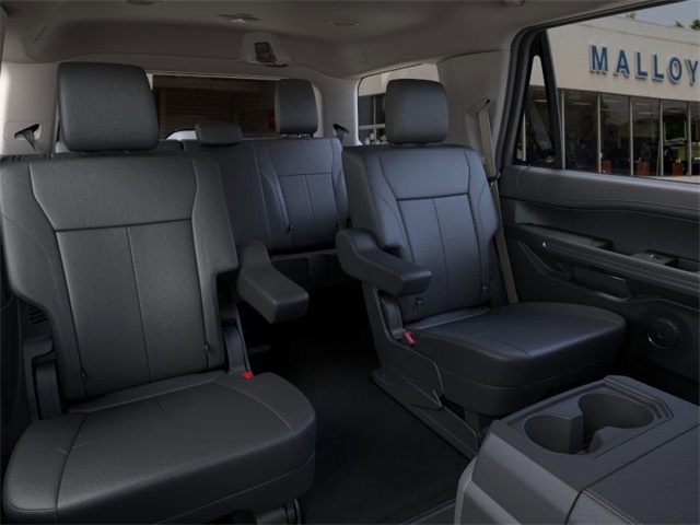 Vehicle image 11 of 23