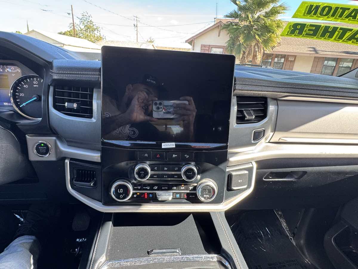 2024 Ford Expedition XLT Image 18 of 20