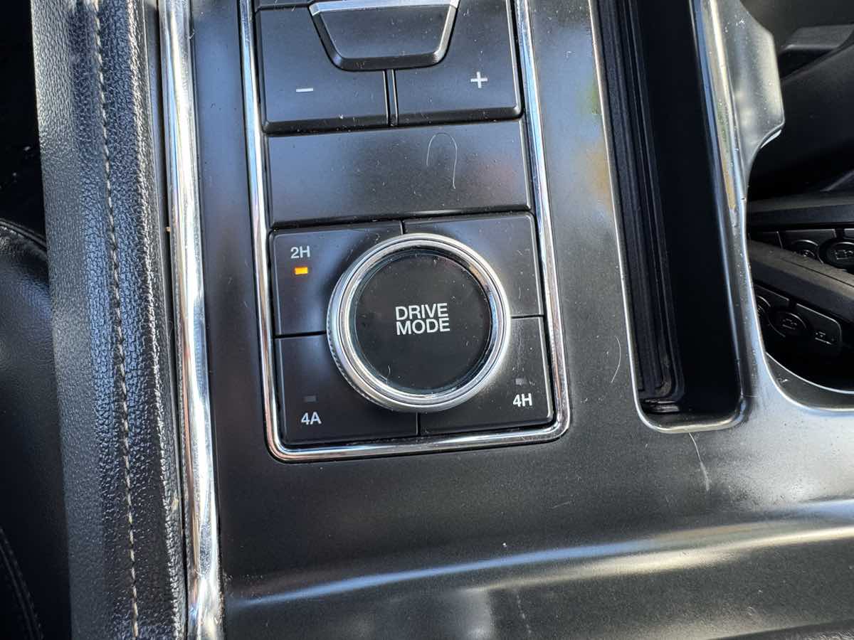 2024 Ford Expedition XLT Image 17 of 20