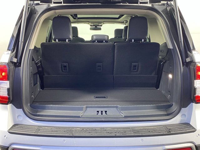 Vehicle image 5 of 20