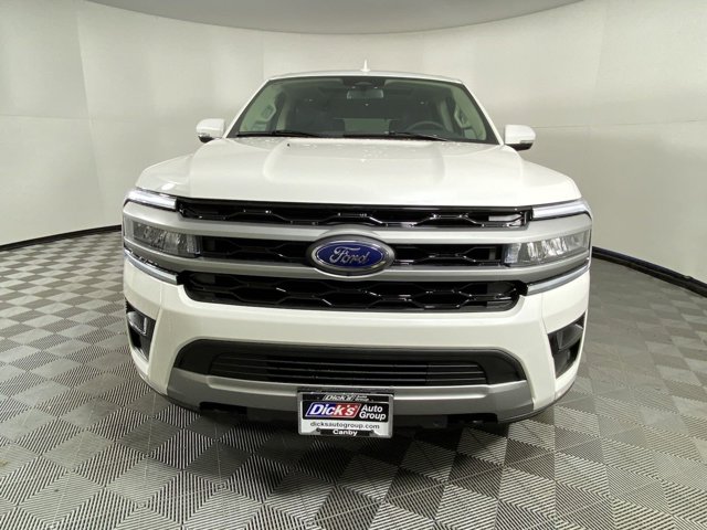 Vehicle image 9 of 20