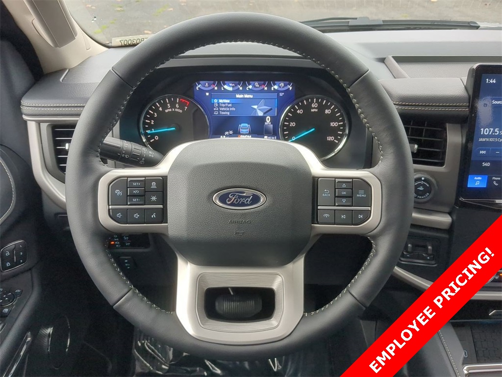 Vehicle image 14 of 38