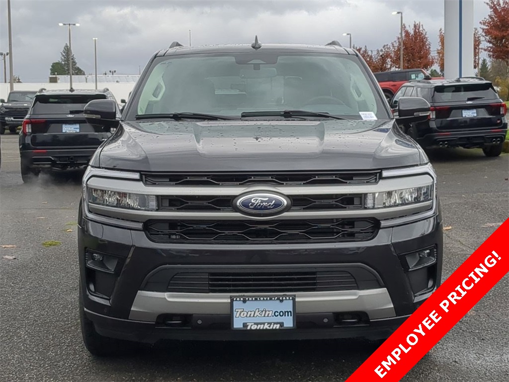 Vehicle image 4 of 38