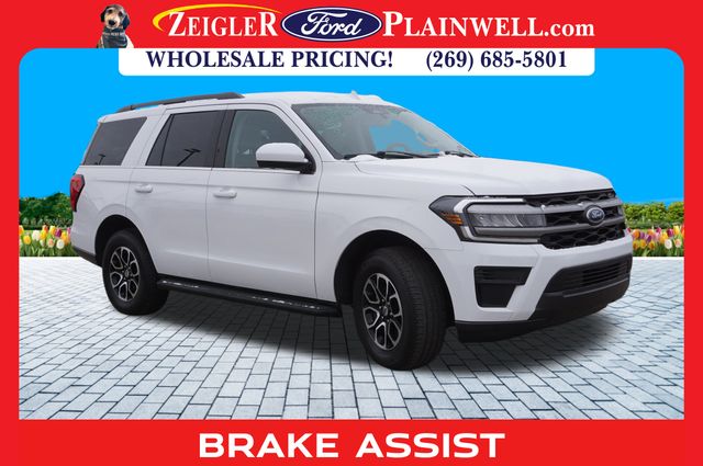 2024 Ford Expedition XLT Image 3 of 32