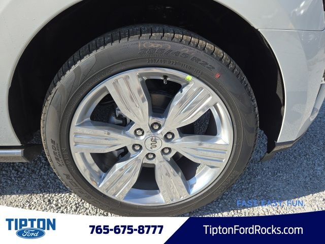 Vehicle image 12 of 47