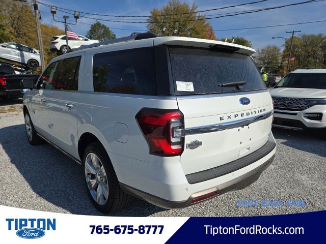 Vehicle image 7 of 47