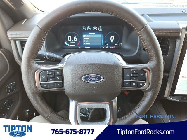 Vehicle image 16 of 47