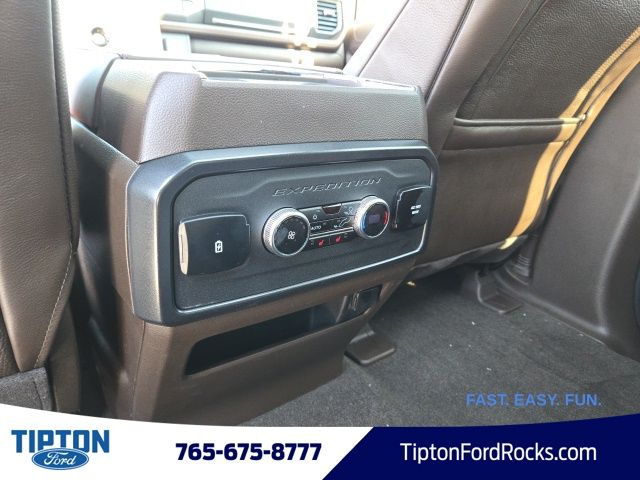 Vehicle image 22 of 47