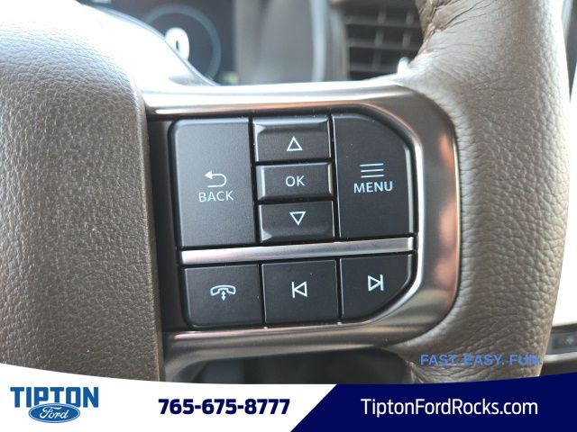 Vehicle image 29 of 47