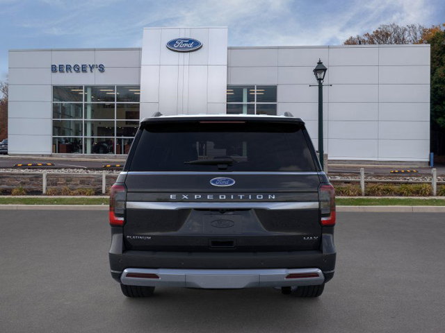 Vehicle image 6 of 23