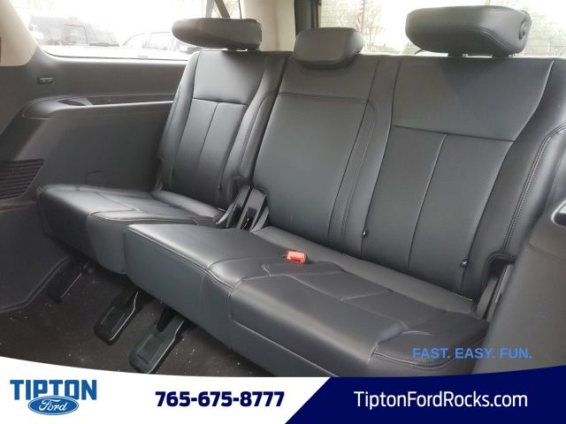Vehicle image 13 of 42