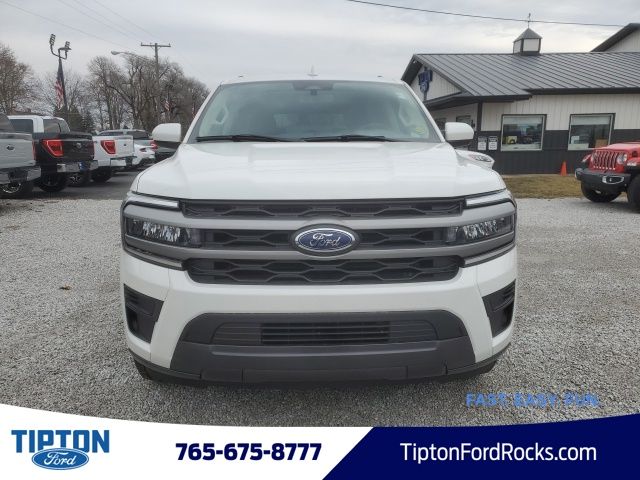 Vehicle image 25 of 42