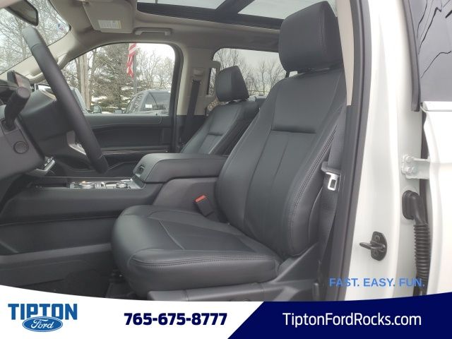 Vehicle image 12 of 42