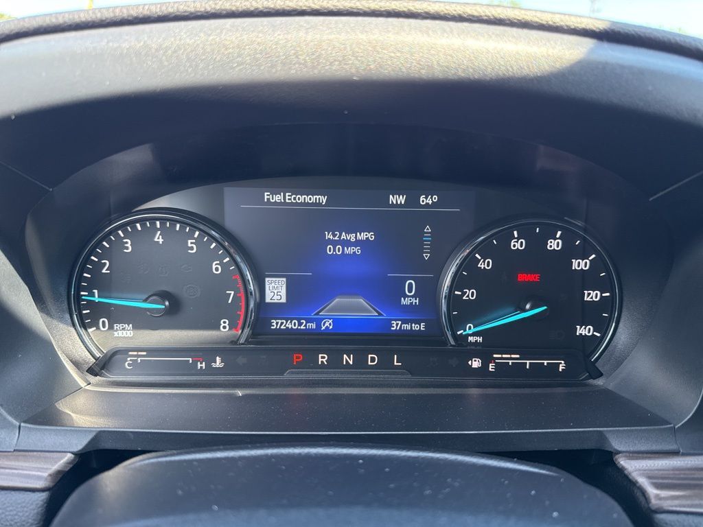 Vehicle image 22 of 49