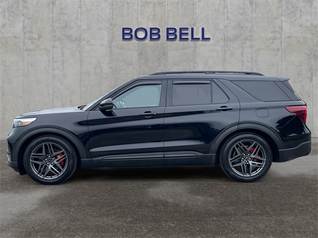Vehicle image 8 of 21