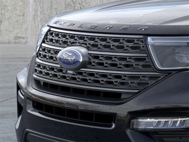 Vehicle image 17 of 23