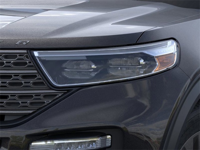 Vehicle image 18 of 23