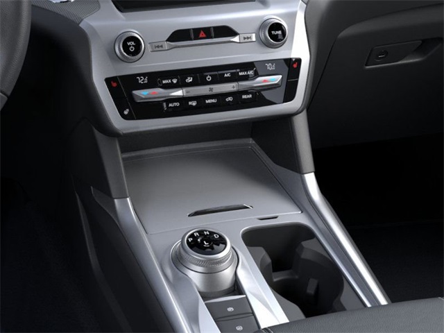 Vehicle image 15 of 23