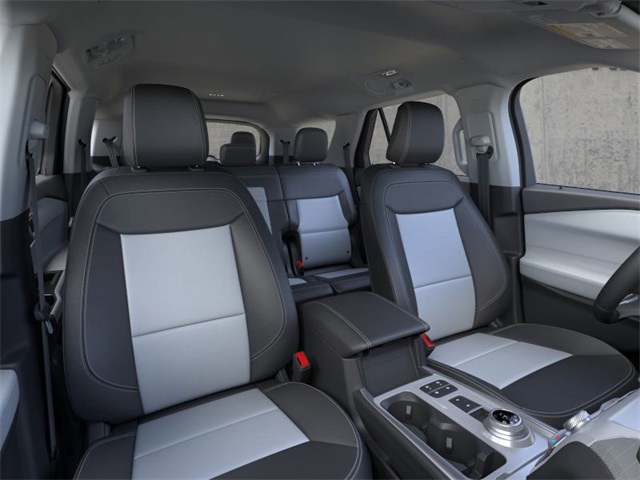 Vehicle image 10 of 23