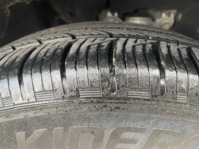 Vehicle image 20 of 22