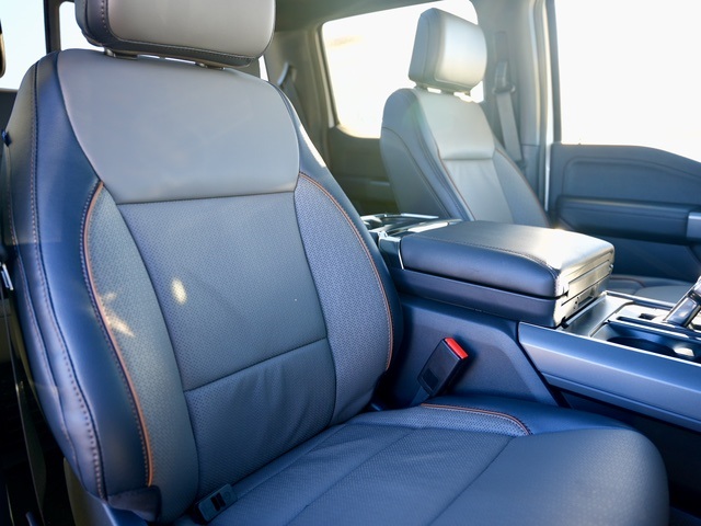 Vehicle image 9 of 45