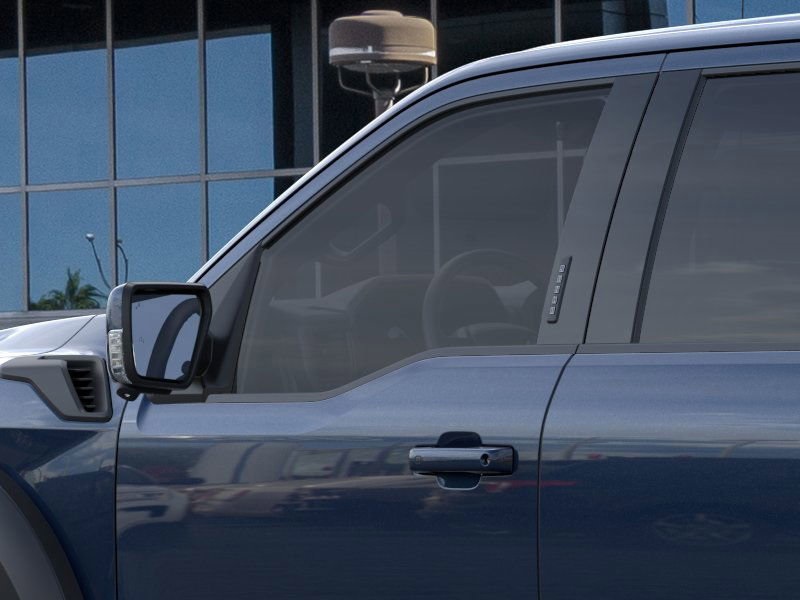 Vehicle image 20 of 22