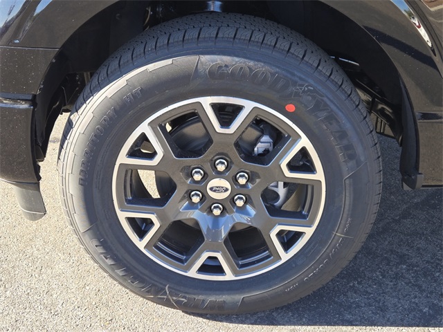 Vehicle image 6 of 15