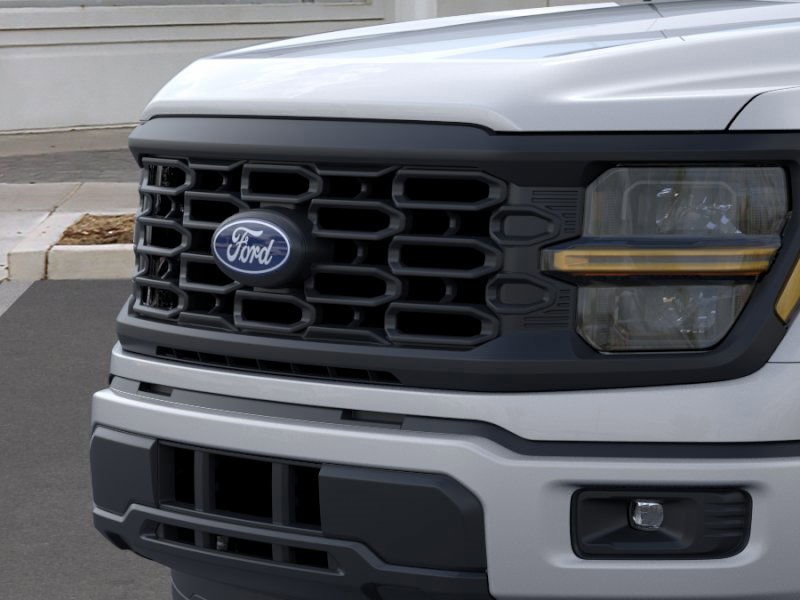 Vehicle image 17 of 22