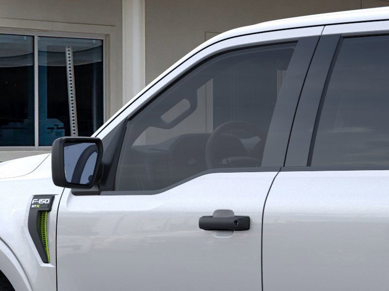 Vehicle image 15 of 22
