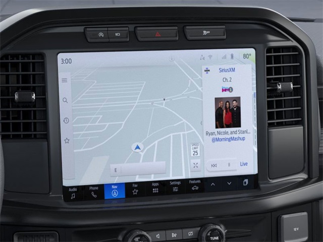 Vehicle image 14 of 22