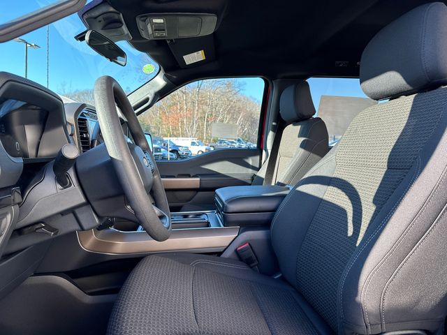 Vehicle image 12 of 30