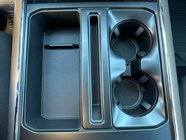 Vehicle image 20 of 30