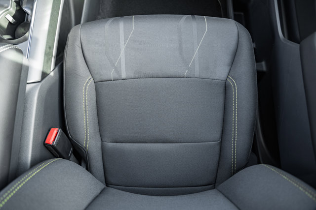 Vehicle image 11 of 39